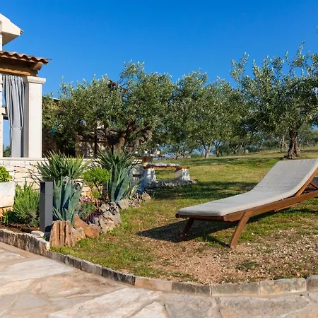 Holiday home Marina Postira